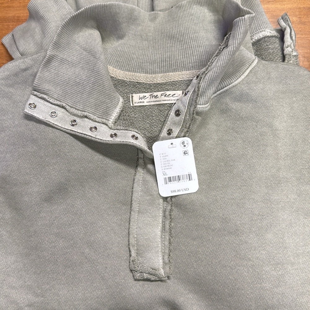NWT Free People Camden Henley - Picture 6 of 10